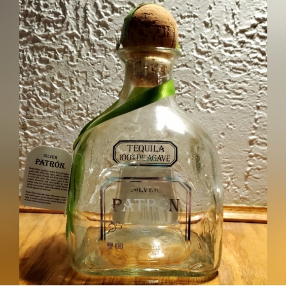 Empty patron tequila bottles 1.75 liter - Picture 2 of 3